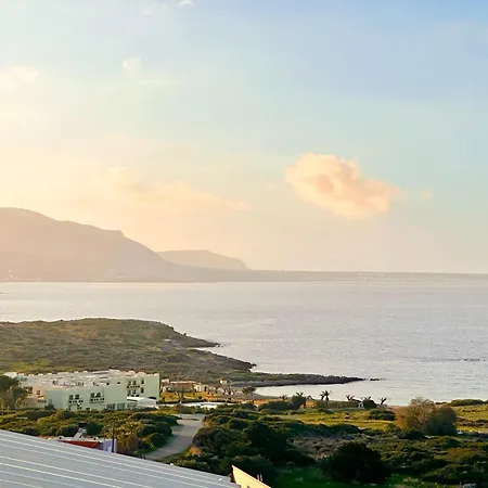 - Sea View From Each Window Holiday home *